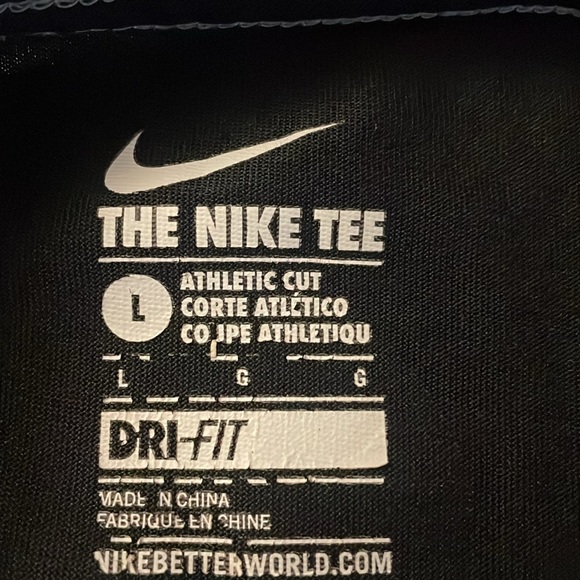 Nike KD t shirt size L - Picture 3 of 4